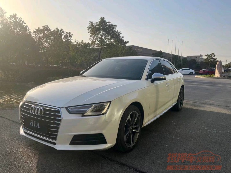 北京17年奥迪A4L3