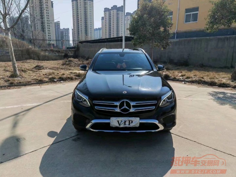 东营19年奔驰GLC1