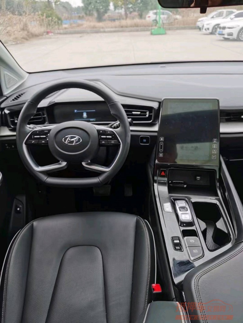 北京22年现代库斯图8