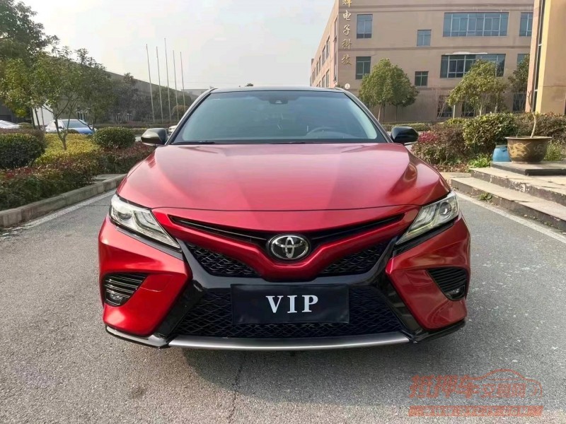 北京18年丰田凯美瑞9