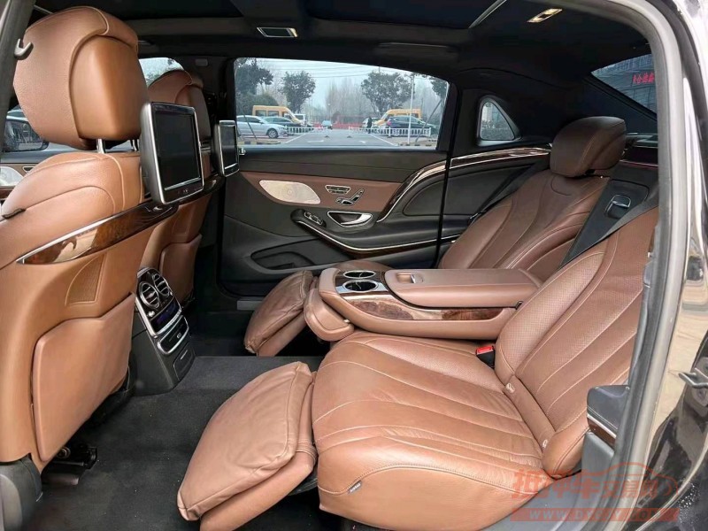 东营15年奔驰迈巴赫S级5