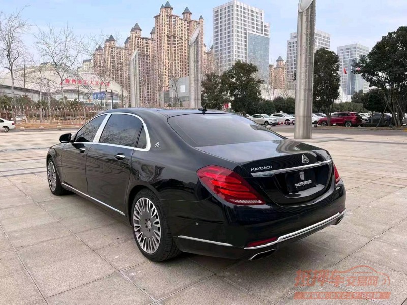 东营15年奔驰迈巴赫S级3