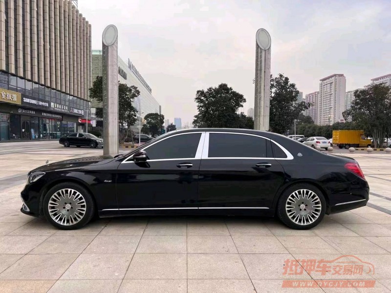 东营15年奔驰迈巴赫S级1