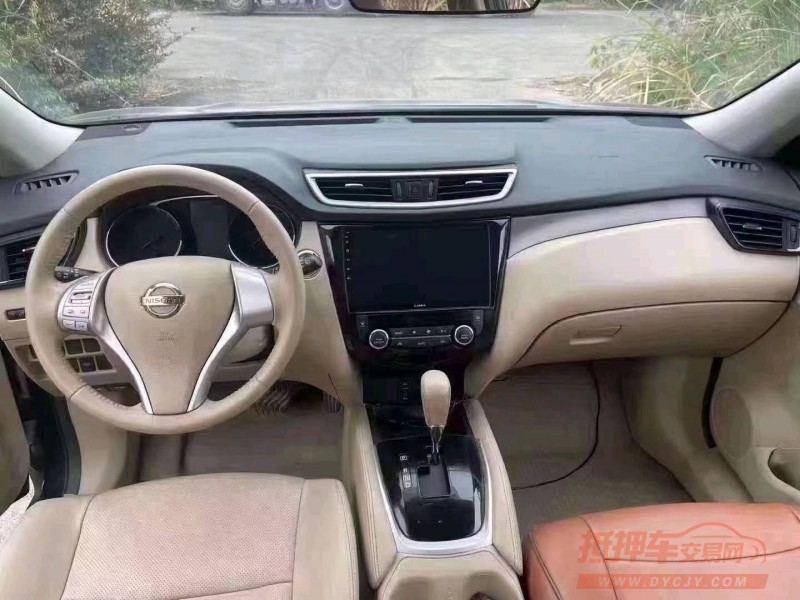 北京16年日产奇骏8