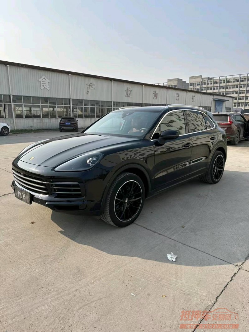 北京18年保时捷卡宴2