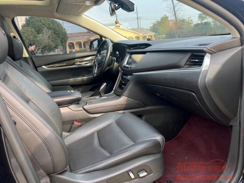 北京18年凯迪拉克XT52