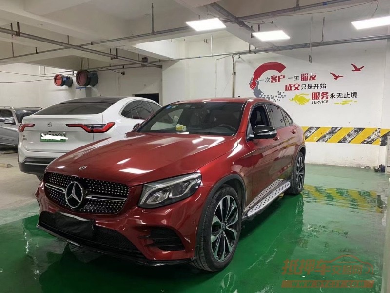 成都17年奔驰GLC7