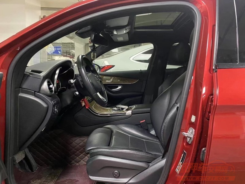 成都17年奔驰GLC4