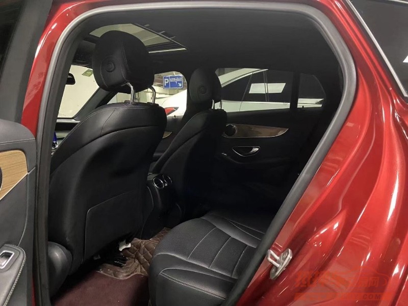 成都17年奔驰GLC3