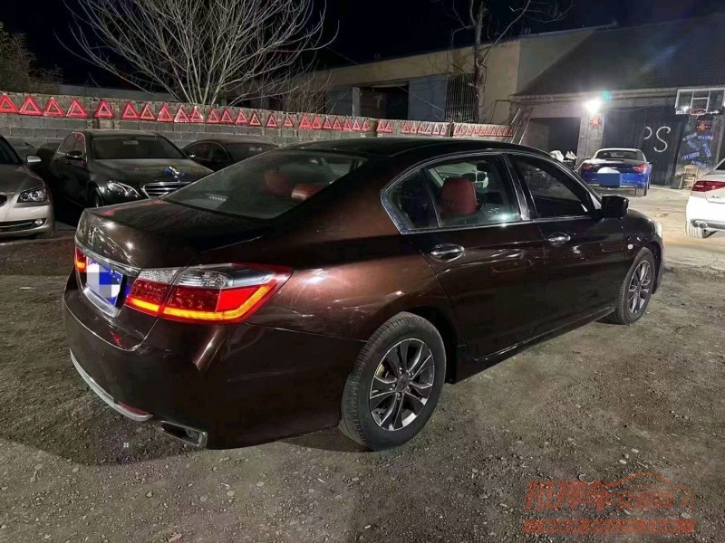 济宁14年本田雅阁6