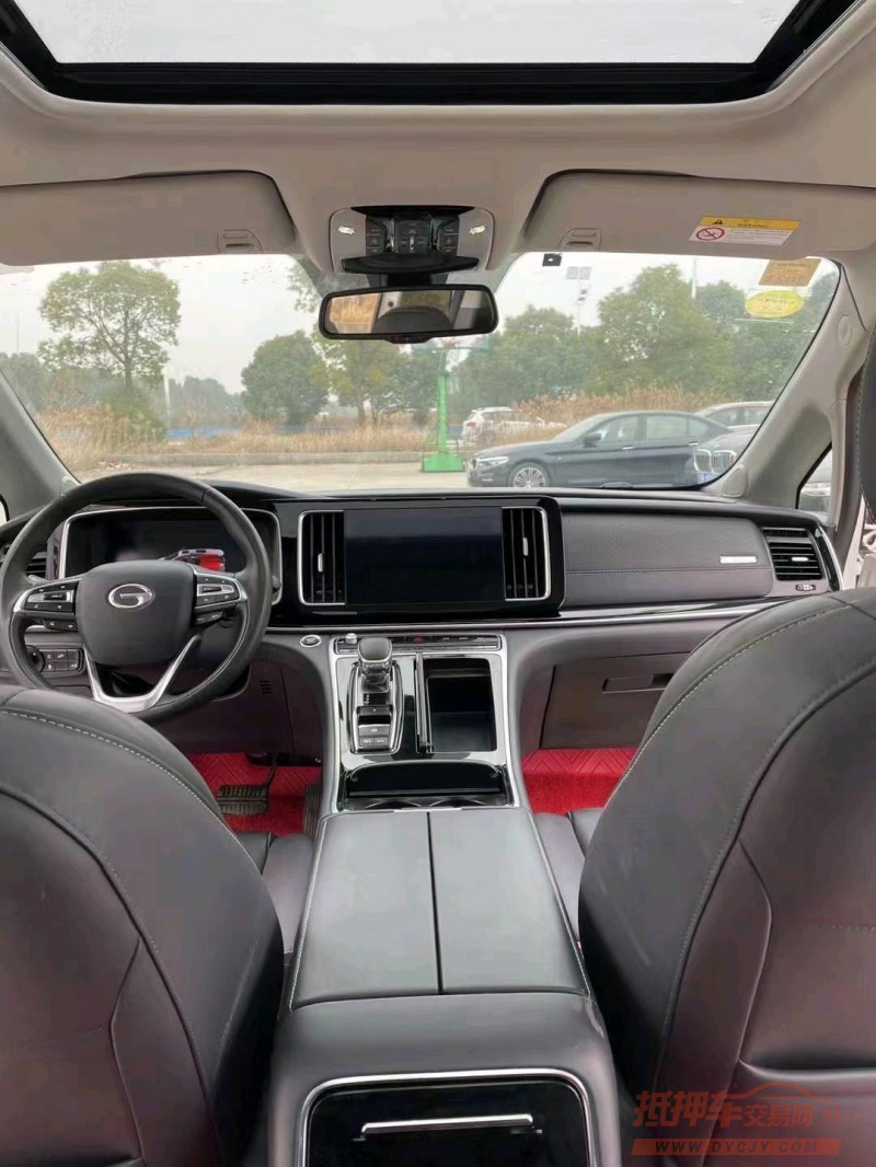 北京21年传祺M82