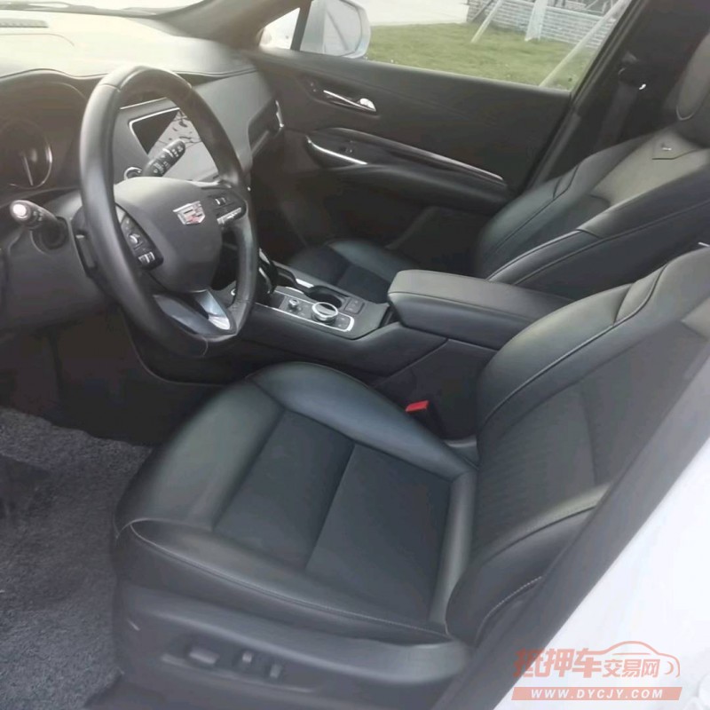 东莞20年凯迪拉克XT45