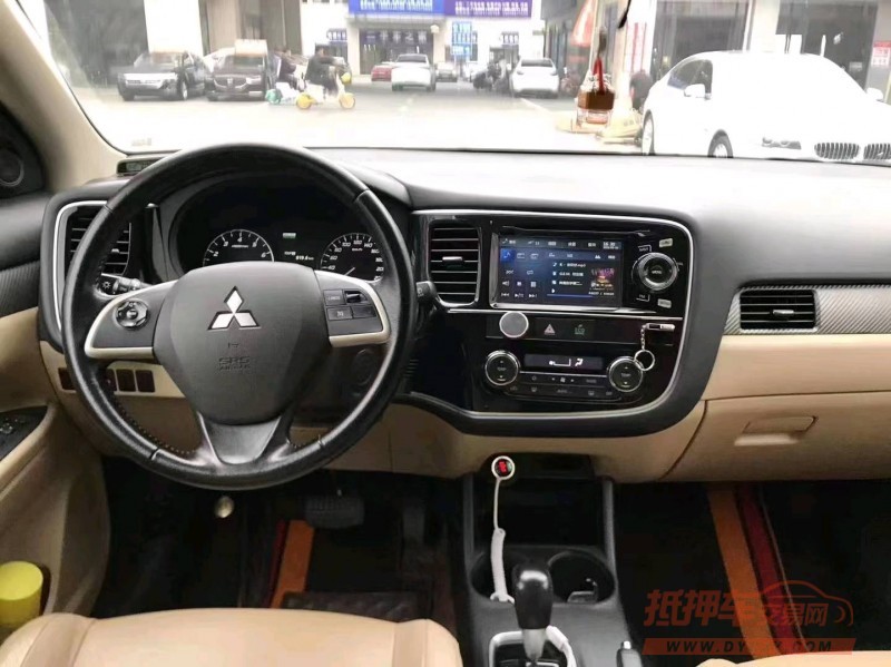 宜昌14年三菱欧蓝德5