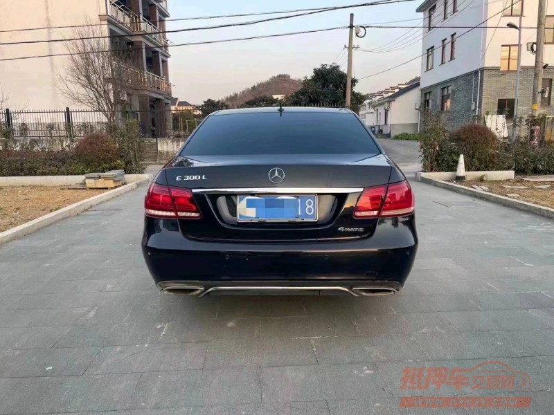 嘉兴13年奔驰E8