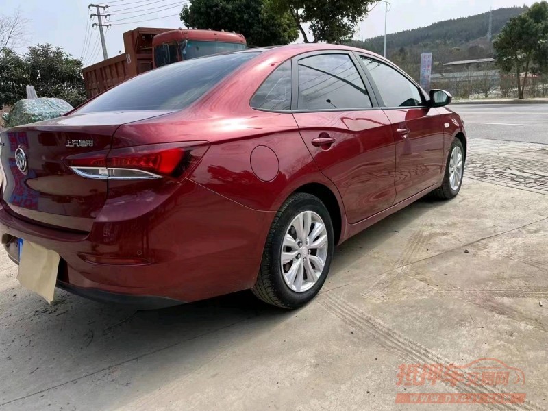 成都20年别克英朗GT5