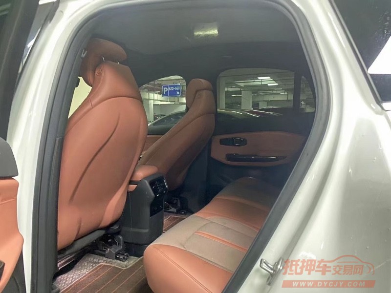成都21年蔚來ES64