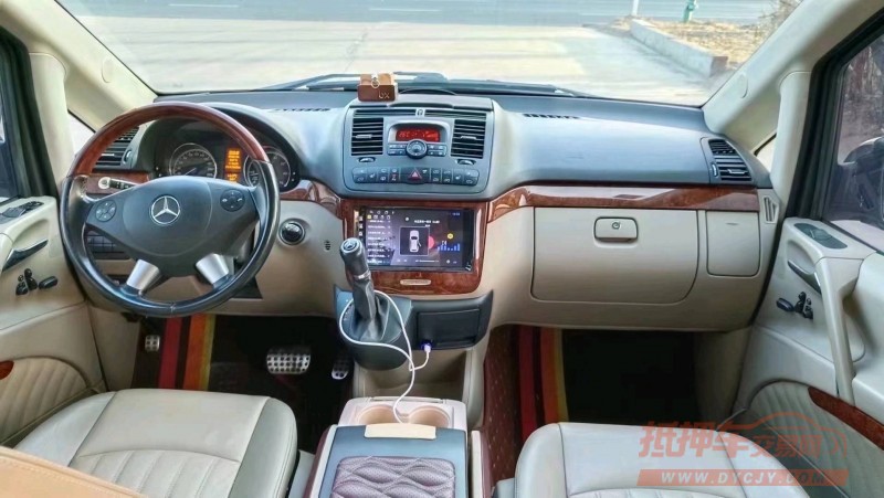 枣庄15年奔驰唯雅诺6