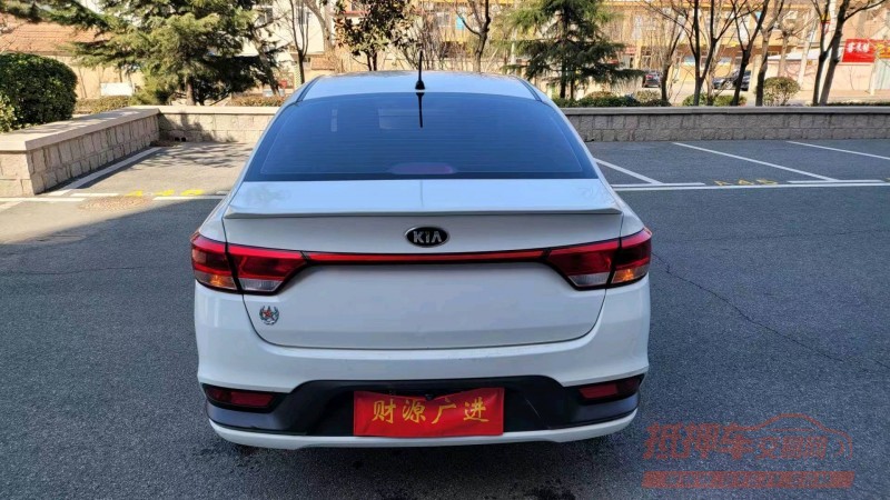 东营17年起亚K22