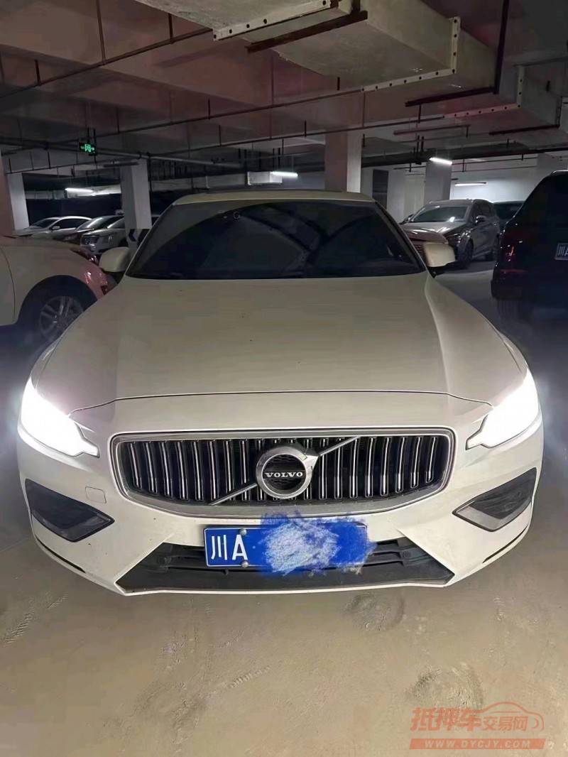 成都20年沃尔沃S60L8