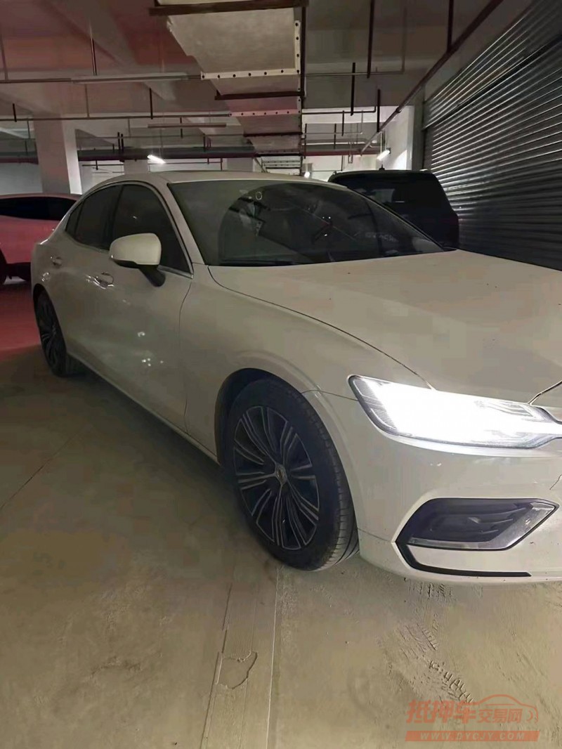 成都20年沃尔沃S60L7