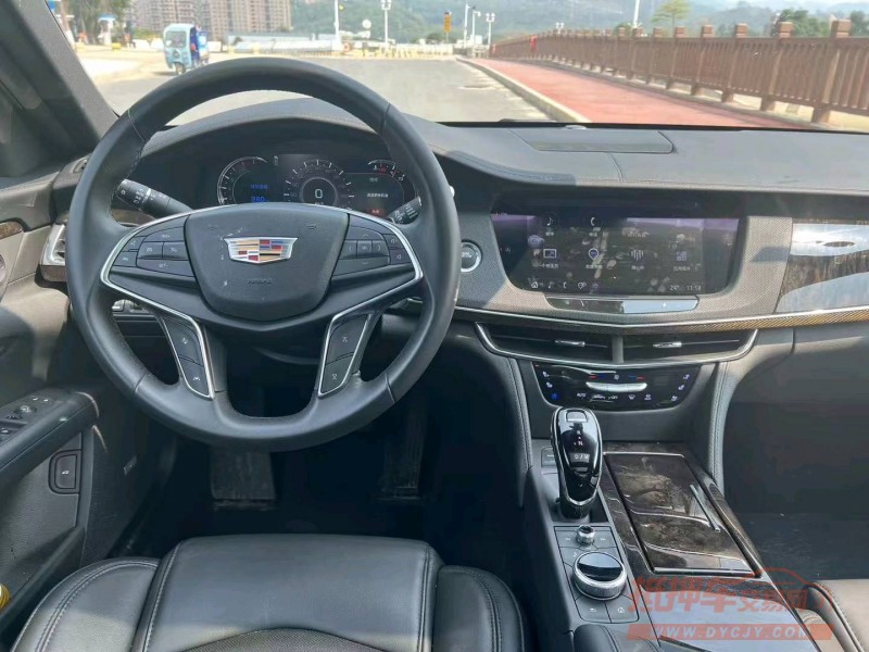 东莞21年凯迪拉克CT64