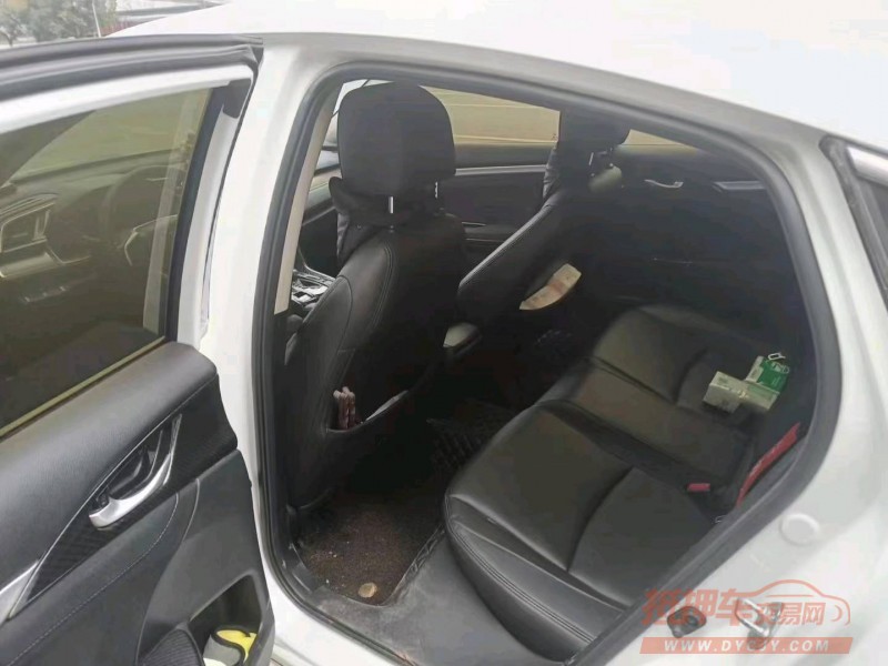 济南19年本田思域3