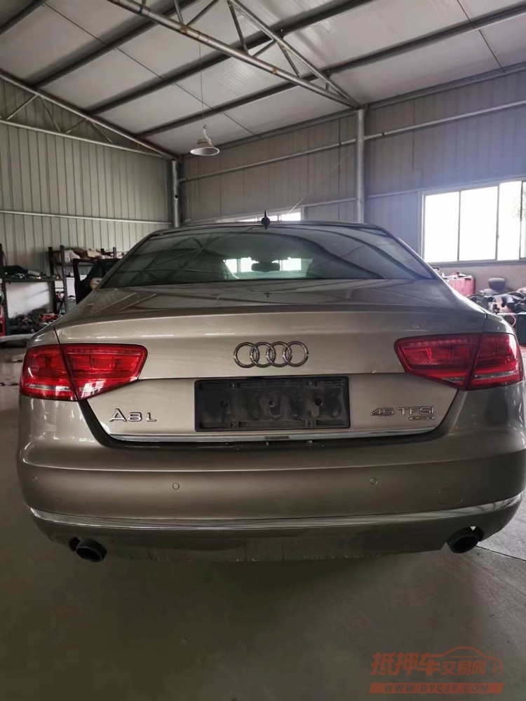 北京13年奥迪A8L3