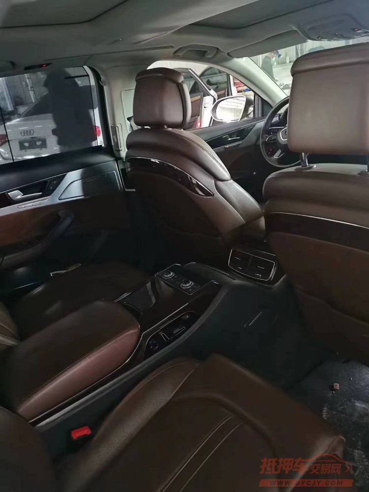 北京13年奥迪A8L5