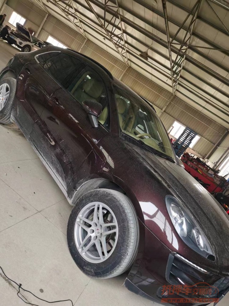 北京15年保时捷Macan5