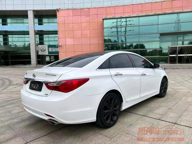 盐城14年现代索纳塔八4