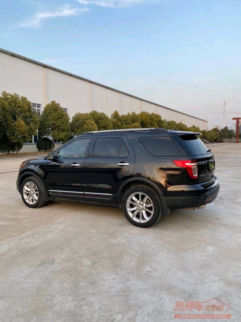 徐州14年福特探险者8