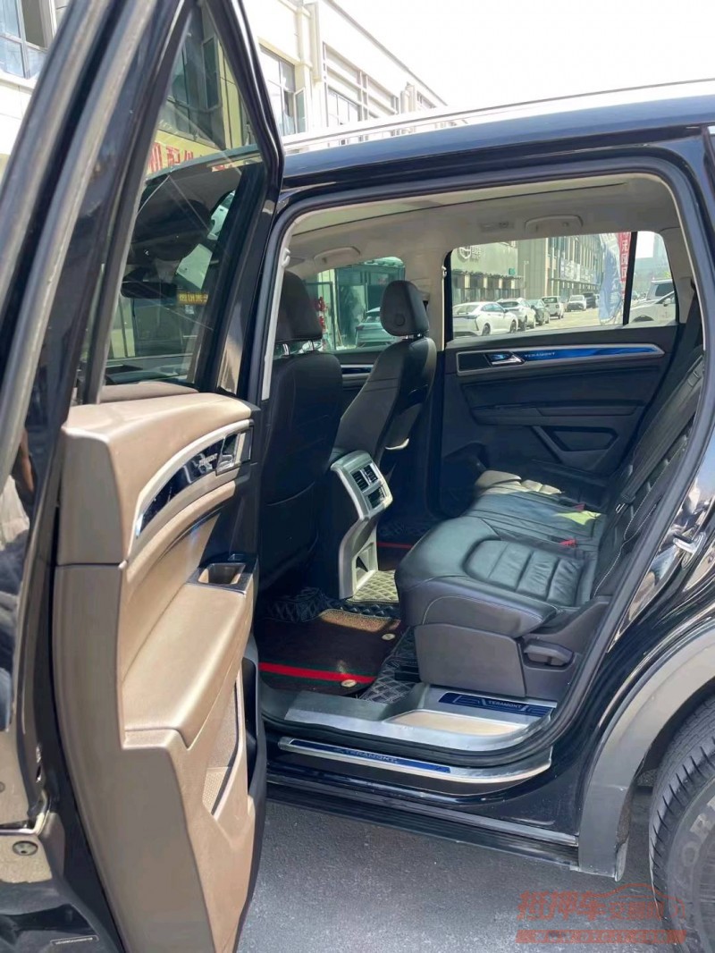 淮南17年大众途昂5