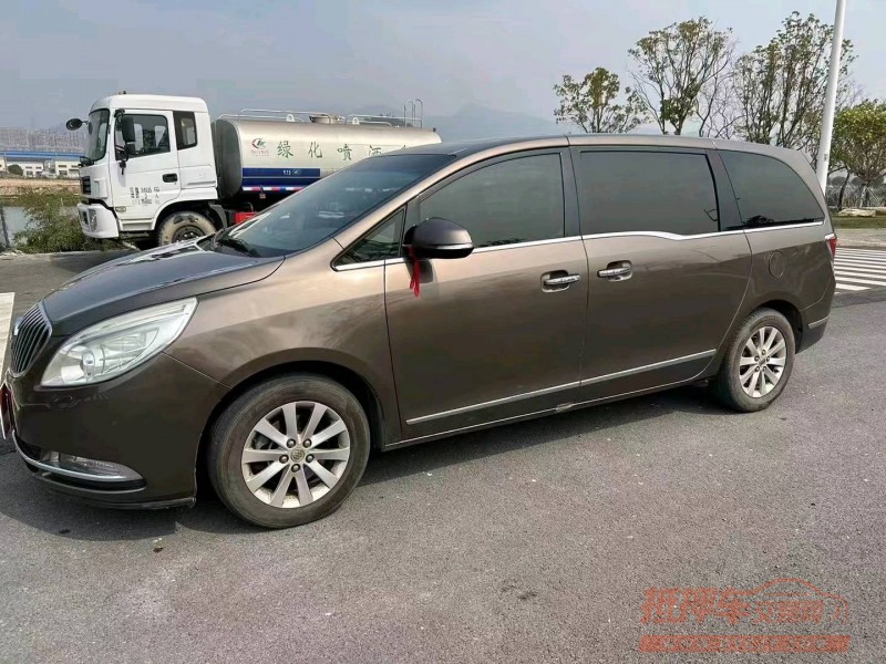 徐州12年别克GL82