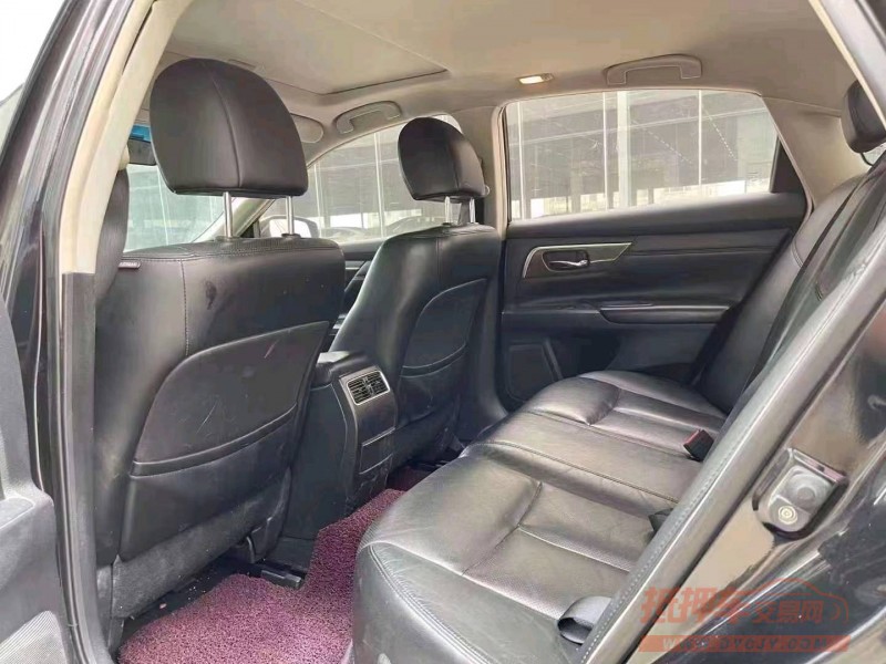 济宁13年日产天籁6