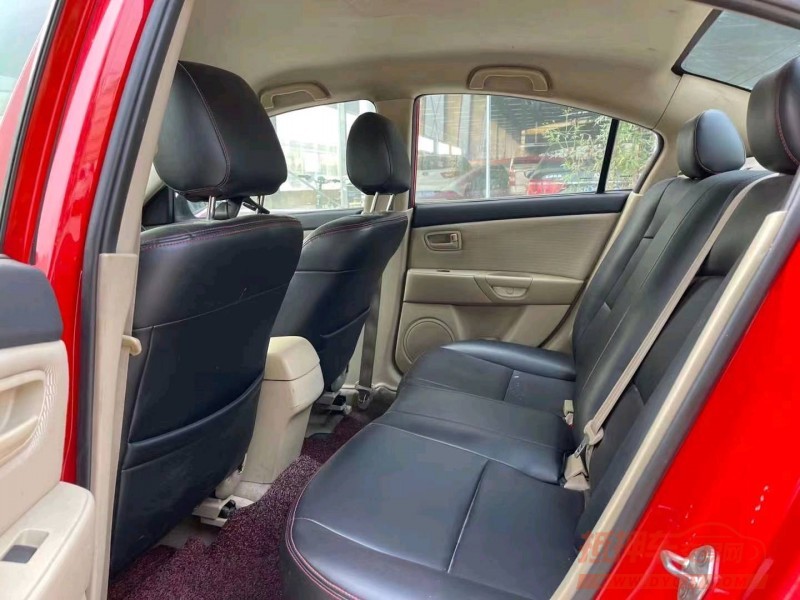 济宁13年马自达33