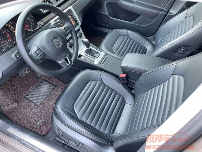 济宁14年大众迈腾6