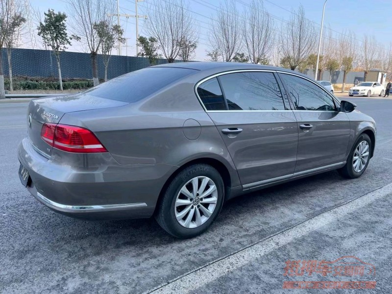 济宁14年大众迈腾8