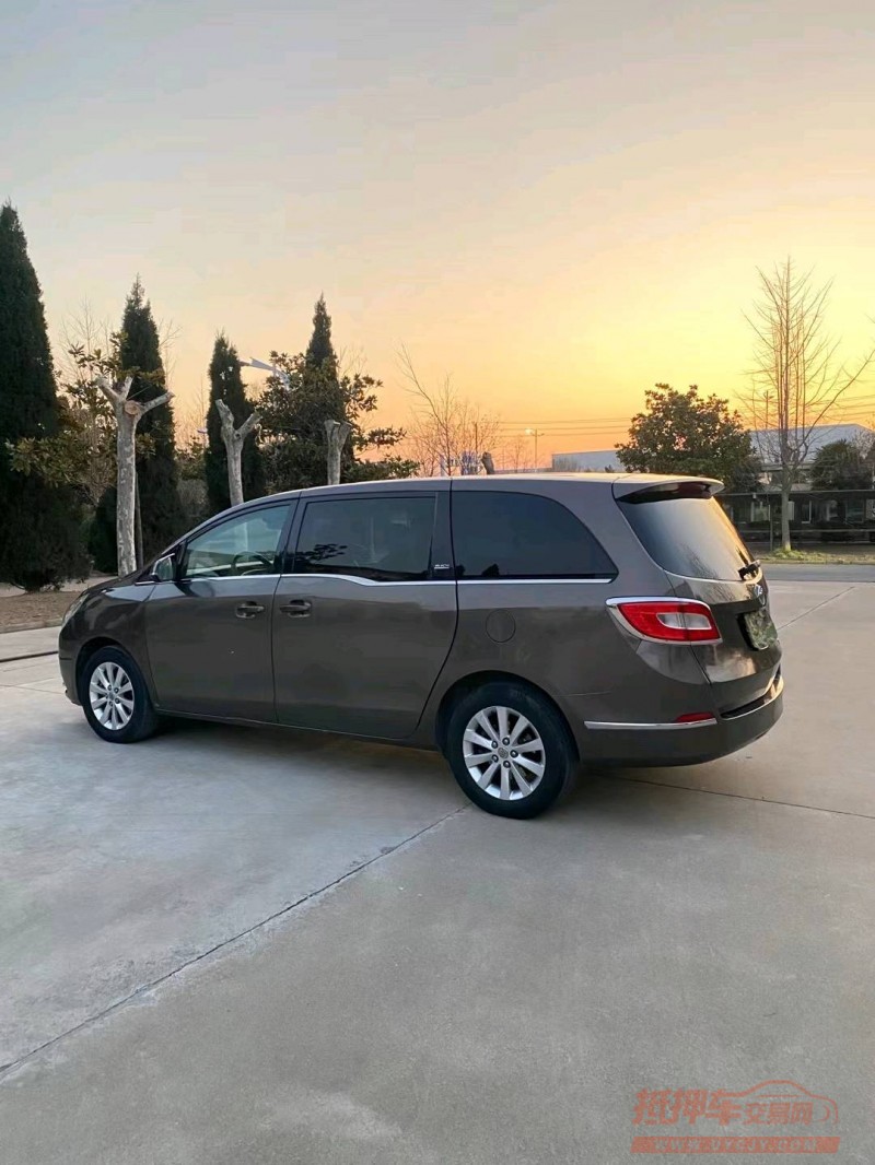 徐州14年别克GL87