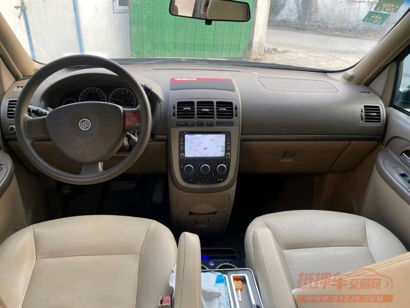 济宁13年别克GL84