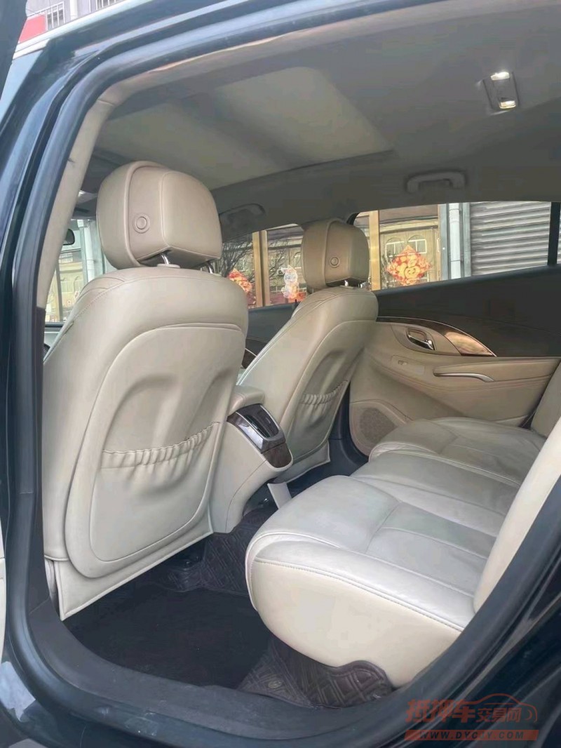 枣庄15年别克君越4