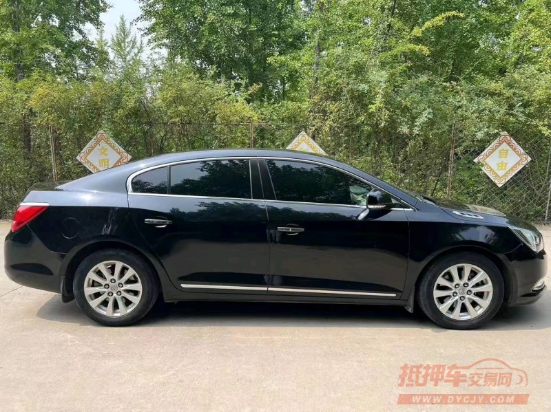 石家庄15年别克君越5