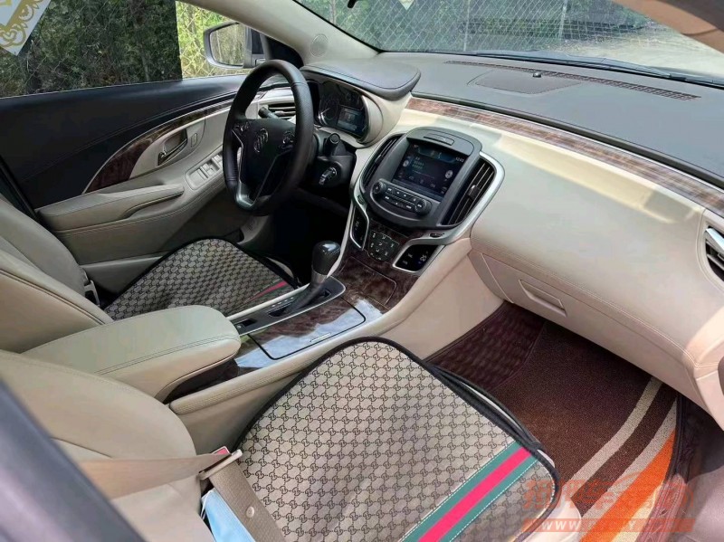 石家庄15年别克君越6