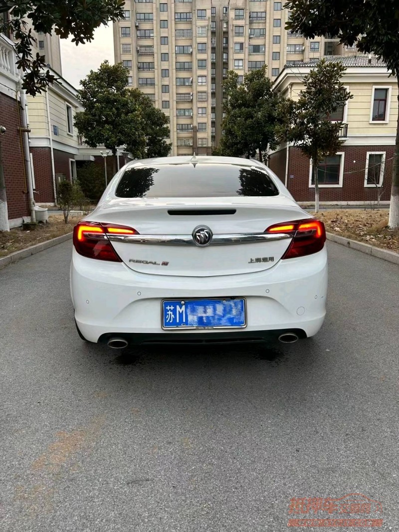 徐州15年别克君威5