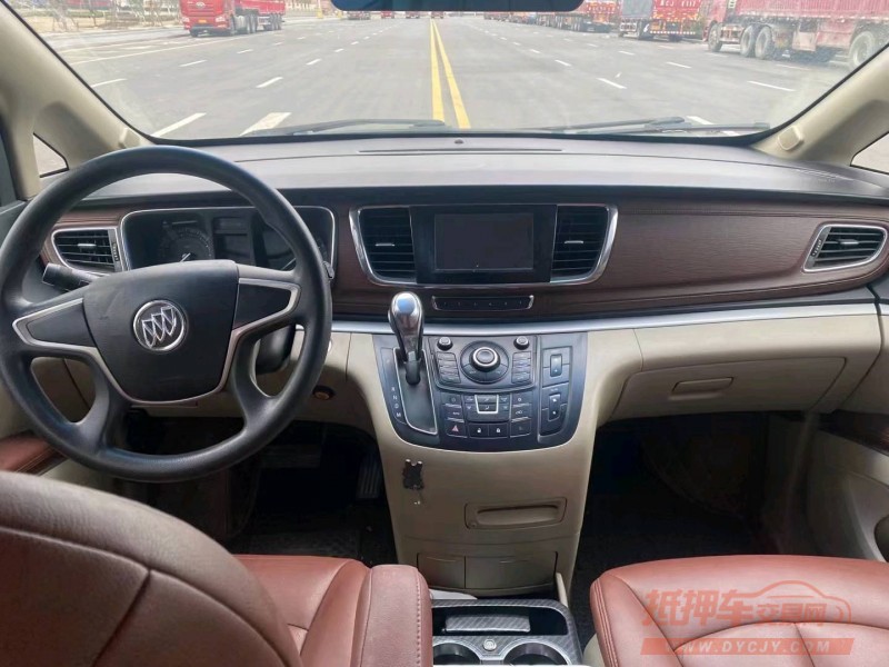 徐州16年别克GL85