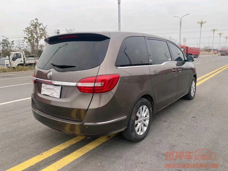 徐州16年别克GL87