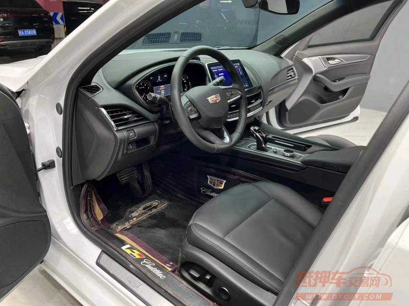 成都20年凯迪拉克CT55