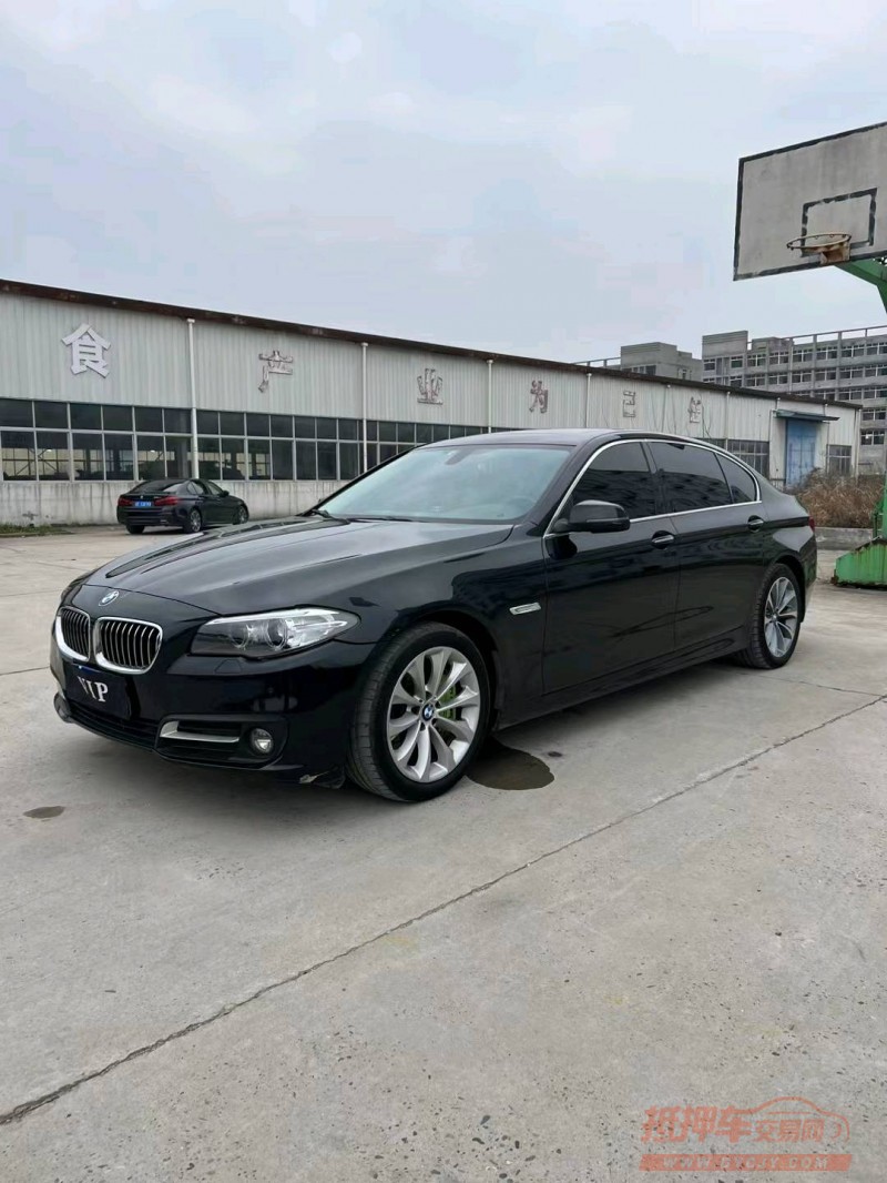 北京17年宝马5系3