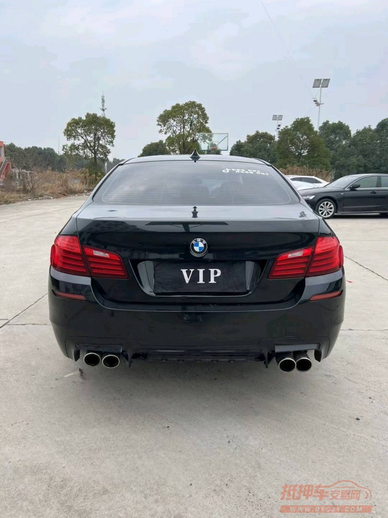 北京17年宝马5系8
