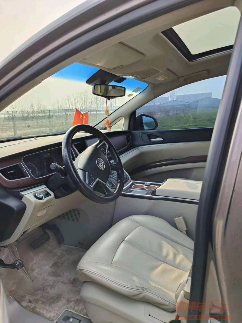 枣庄16年别克GL86