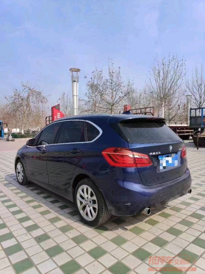 北京18年宝马2系8